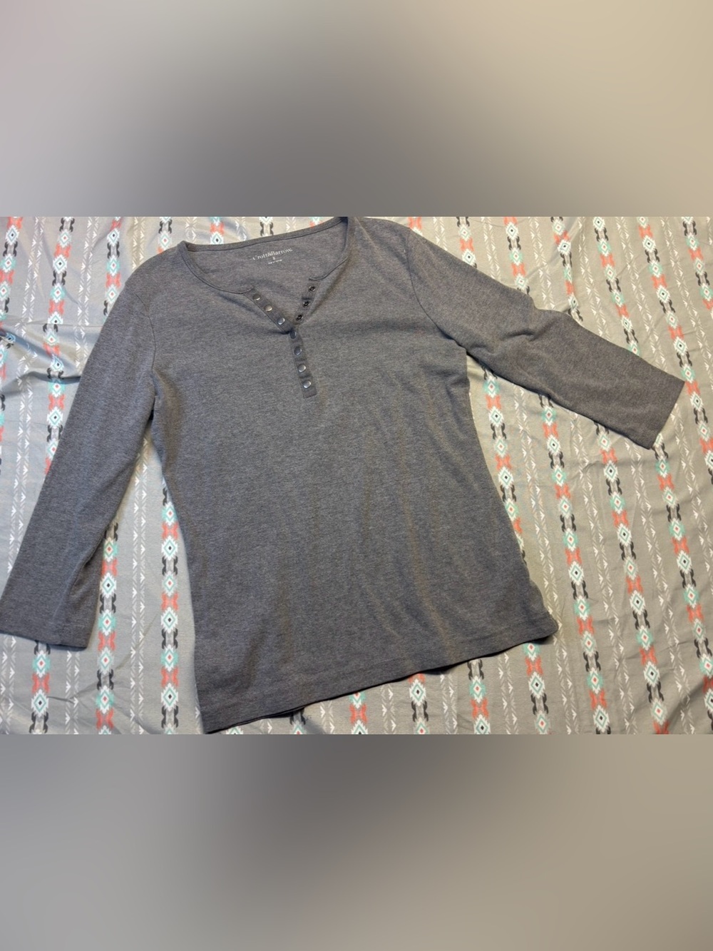 ⚛️croft & barrow Gray Henley 3/4 Sleeve Top
